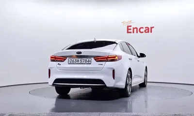 Kia K5 2016, 167907 км, за 5298.01 USD