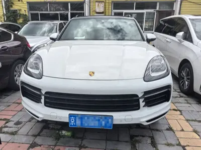 Porsche Cayenne 2020, 146000 км, за 54148.45 USD