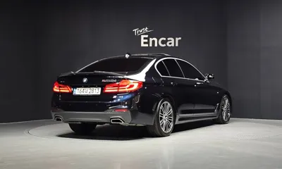 BMW 5-Series 2020, 88622 км, за 20449.12 USD - фото 2