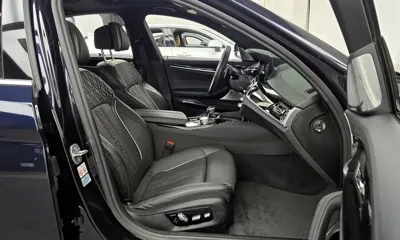 BMW 5-Series 2020, 88622 км, за 20449.12 USD - фото 26