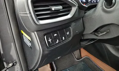 Hyundai Santafe 2019, 81467 км, за 12576.15 USD - фото 19