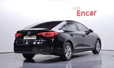 Hyundai Sonata 2015, 198383 км, за 3435.74 USD
