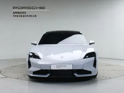 Porsche Taycan 2025, 500 км, за 135447.62 USD