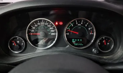 Jeep Wrangler 2017, 98542 км, за 14674.79 USD - фото 8