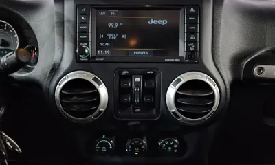 Jeep Wrangler 2017, 98542 км, за 14674.79 USD - фото 14