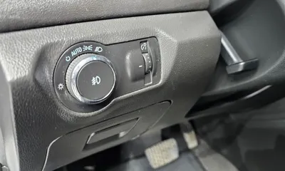 ChevroletGMDaewoo Cruze 2015, 129411 км, за 1562.8 USD - фото 13