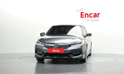 Honda Accord 2017, 311072 км, за 8100.43 USD