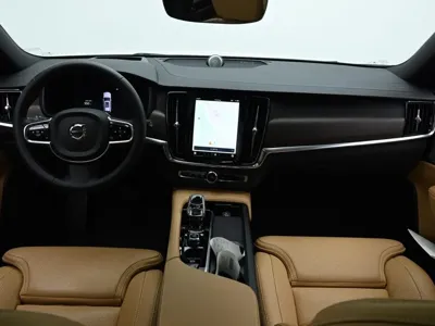 Volvo V90 2024, 9314 км, за 33828.15 USD - фото 7