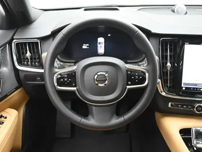 Volvo V90 2024, 9314 км, за 33828.15 USD - фото 13