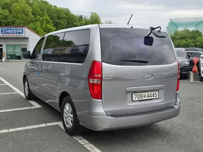 Hyundai Starex 2017, 87600 км, за 7488.17 USD - фото 6