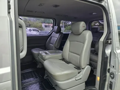 Hyundai Starex 2017, 87600 км, за 7488.17 USD - фото 7