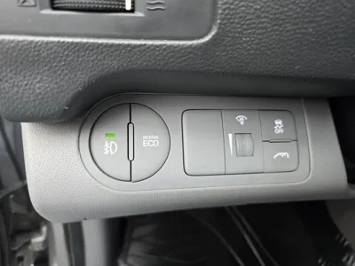Hyundai Starex 2017, 87600 км, за 7488.17 USD - фото 12