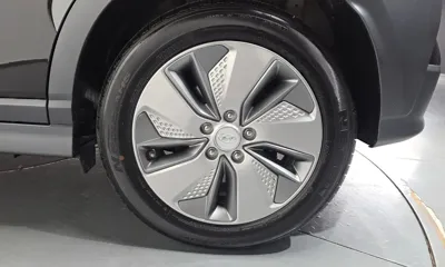 Hyundai Kona 2020, 44459 км, за 15032.17 USD - фото 21
