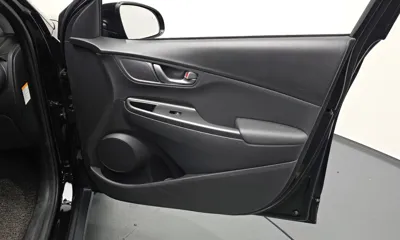 Hyundai Kona 2020, 44459 км, за 15032.17 USD - фото 25