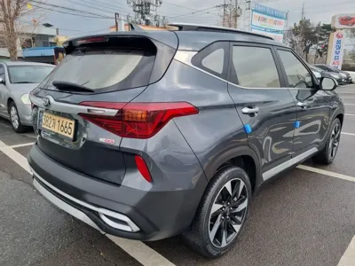 Kia Seltos 2022, 112765 км, за 10769.74 USD
