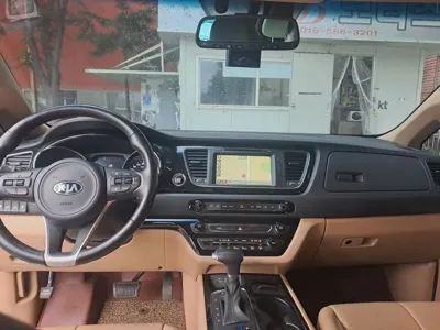 Kia Canival 2017, 61279 км, за 9761.02 USD - фото 11
