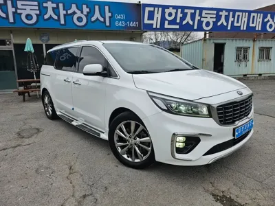 Kia Canival 2019, 132000 км, за 11826.89 USD