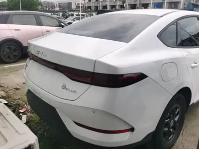 BYD Qin Plus 2025, 6100 км, за 10594.26 USD