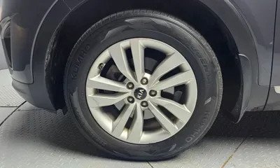 Kia Sorento 2016, 281060 км, за 5810.42 USD