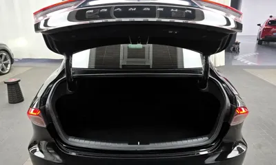Hyundai Grandeur 2022, 128864 км, за 13121.96 USD - фото 20