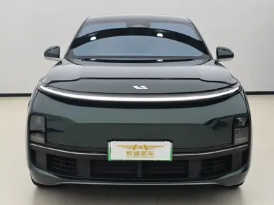 Li Auto Li L9 2024, 41000 км, за 37962.77 USD