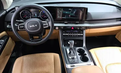 Kia Canival 2023, 94322 км, за 15688.59 USD - фото 7