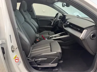 Audi A3 2023, 54000 км, за 20570.53 USD - фото 26