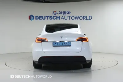 Tesla Model Y 2024, 37218 км, за 23565.71 USD