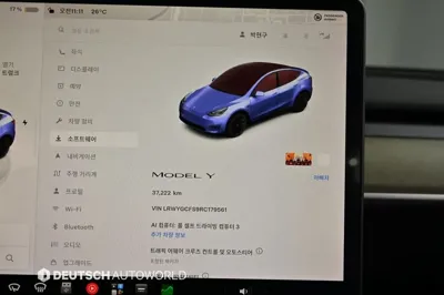 Tesla Model Y 2024, 37218 км, за 23565.71 USD - фото 8