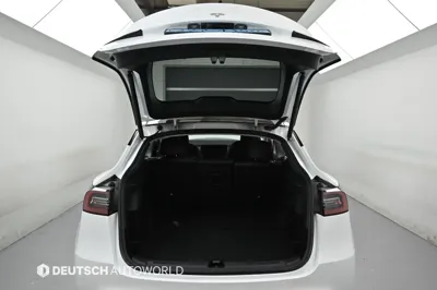 Tesla Model Y 2024, 37218 км, за 23565.71 USD - фото 19