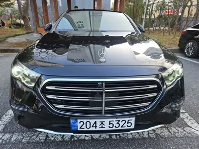 Mercedes-Benz E-Class · 2025 год
