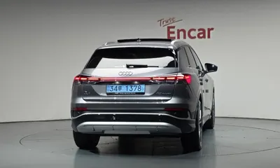 Audi Q4 e-tron 2026, 716 км, за 33844.55 USD
