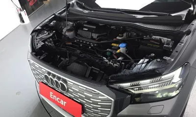 Audi Q4 e-tron 2026, 716 км, за 33844.55 USD - фото 6