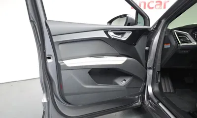 Audi Q4 e-tron 2026, 716 км, за 33844.55 USD - фото 24