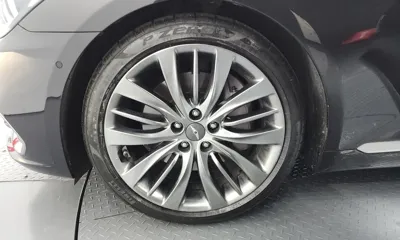Hyundai Genesis 2016, 83679 км, за 11562.6 USD