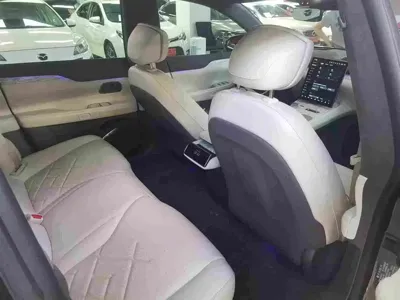 Nio ET7 2022, 39000 км, за 23280.12 USD