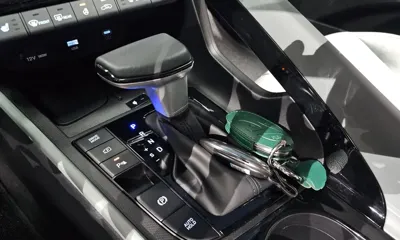 Hyundai Avante 2024, 80038 км, за 15417.66 USD - фото 9