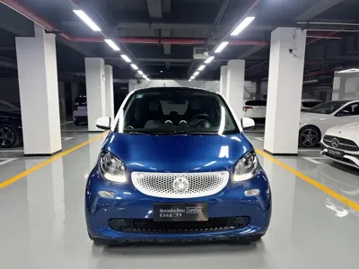 Smart Smart Fortwo 2017, 45000 км, за 6787.72 USD