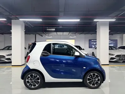 Smart Smart Fortwo 2017, 45000 км, за 6787.72 USD