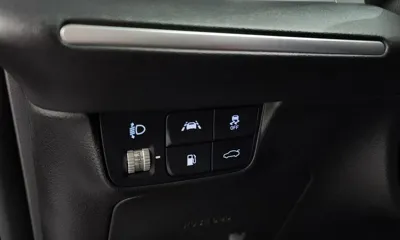 Hyundai Grandeur 2020, 75135 км, за 14332.26 USD - фото 29