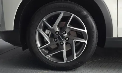 KG_Mobility_Ssangyong TIBOLI 2025, 9559 км, за 12603.39 USD