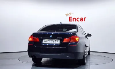 BMW 5-Series 2016, 135986 км, за 7928.64 USD