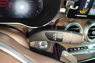 Mercedes-Benz GLC 2022, 53800 км, за 33387 USD - фото 16