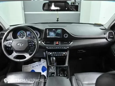Hyundai Grandeur 2018, 122147 км, за 9602.64 USD - фото 7