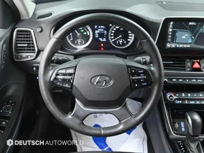 Hyundai Grandeur 2018, 122147 км, за 9602.64 USD - фото 13