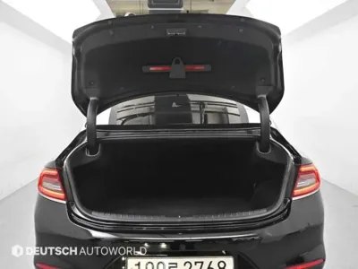 Hyundai Grandeur 2018, 122147 км, за 9602.64 USD - фото 20