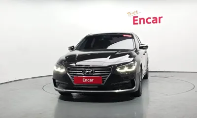 Hyundai Grandeur 2018, 93797 км, за 10994.02 USD
