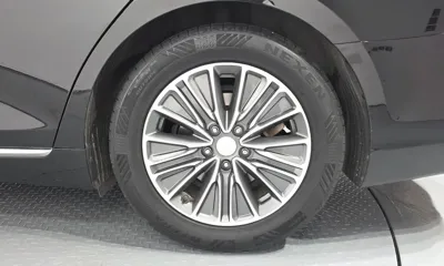 Hyundai Grandeur 2018, 93797 км, за 10994.02 USD - фото 21