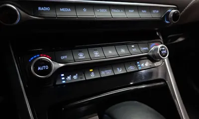 Hyundai Grandeur 2018, 93797 км, за 10994.02 USD - фото 31