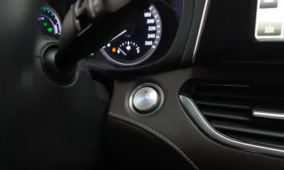 Hyundai Grandeur 2018, 93797 км, за 10994.02 USD - фото 35